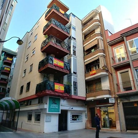 Apartament Alojamiento Plaza Chirinos Kordoba Zewnętrze zdjęcie